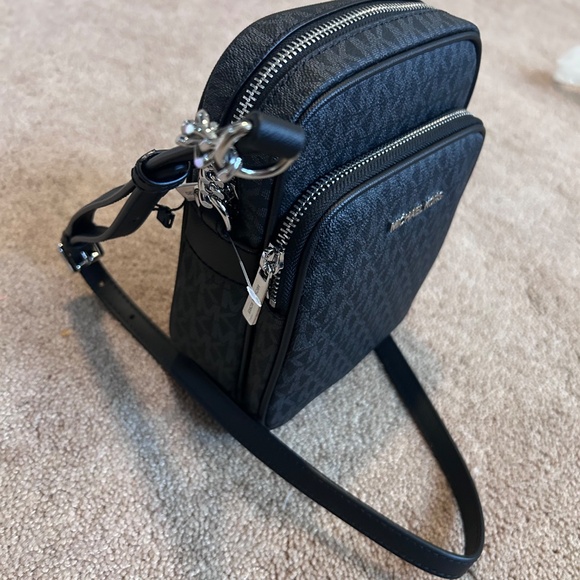 MK bag - Picture 2 of 3